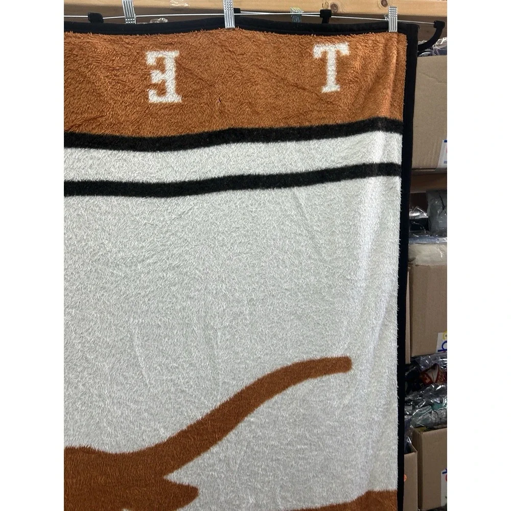 TEXAS LONGHORNS TWIN Throw SIZE ACRYLIC 60X78‎ BLANKET Hook Em Horns!